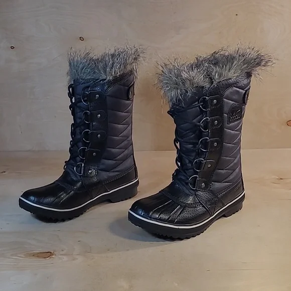 Sorel Tofino II Quilted 100g Insulated Waterproof Winter Boots - Picture 4 of 13